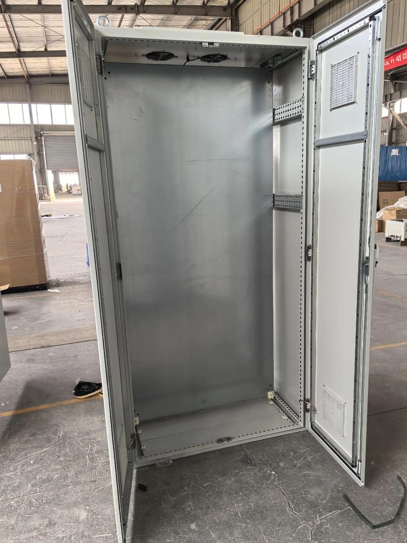 專業(yè)仿威圖機柜與操作臺，滿足您的工業(yè)機柜需求